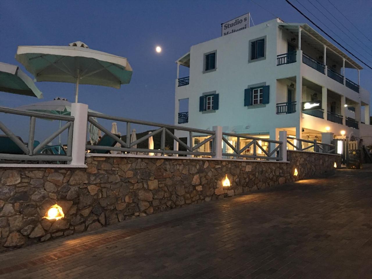 Meltemi Studios Megalochori  Εξωτερικό φωτογραφία